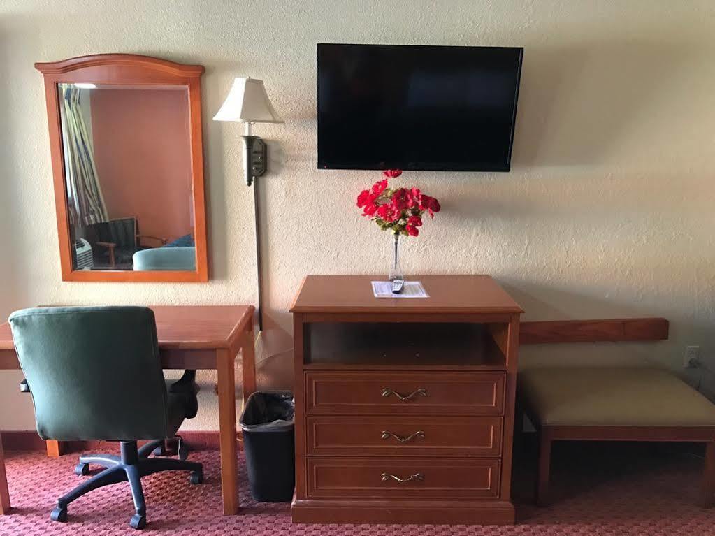 Best Budget Inn Abilene Bagian luar foto